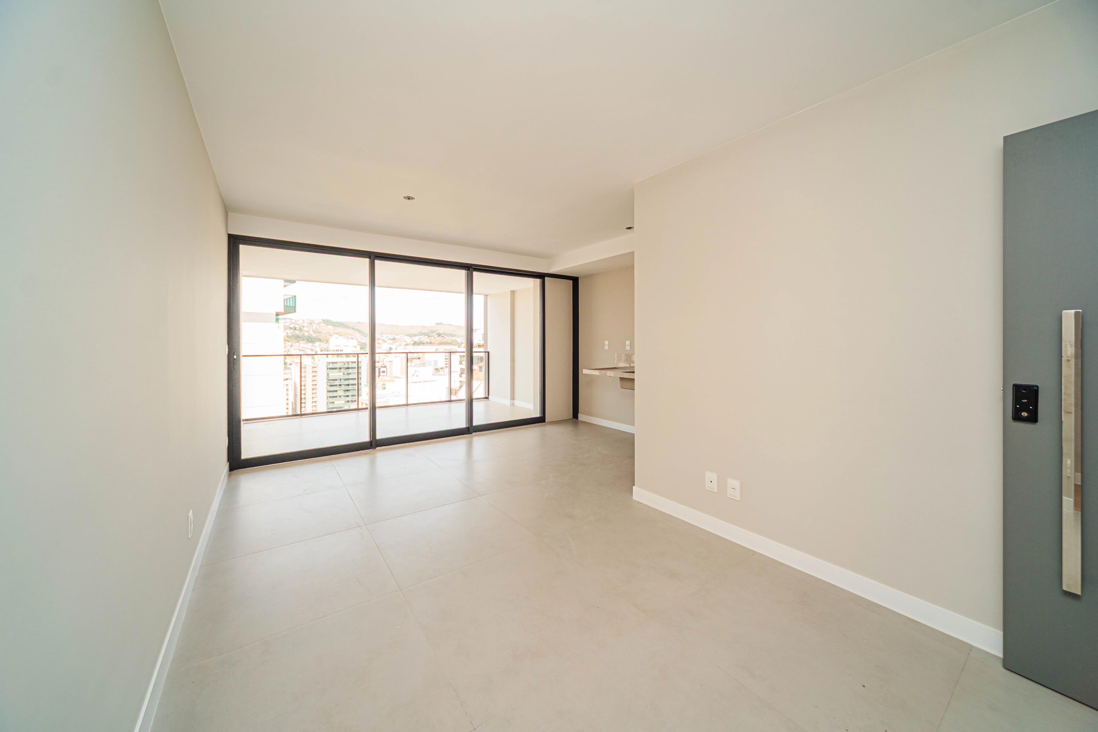 Apto 1201 Maria Celeste - 3 quartos com 91 m² no 12º andar do Santa Helena