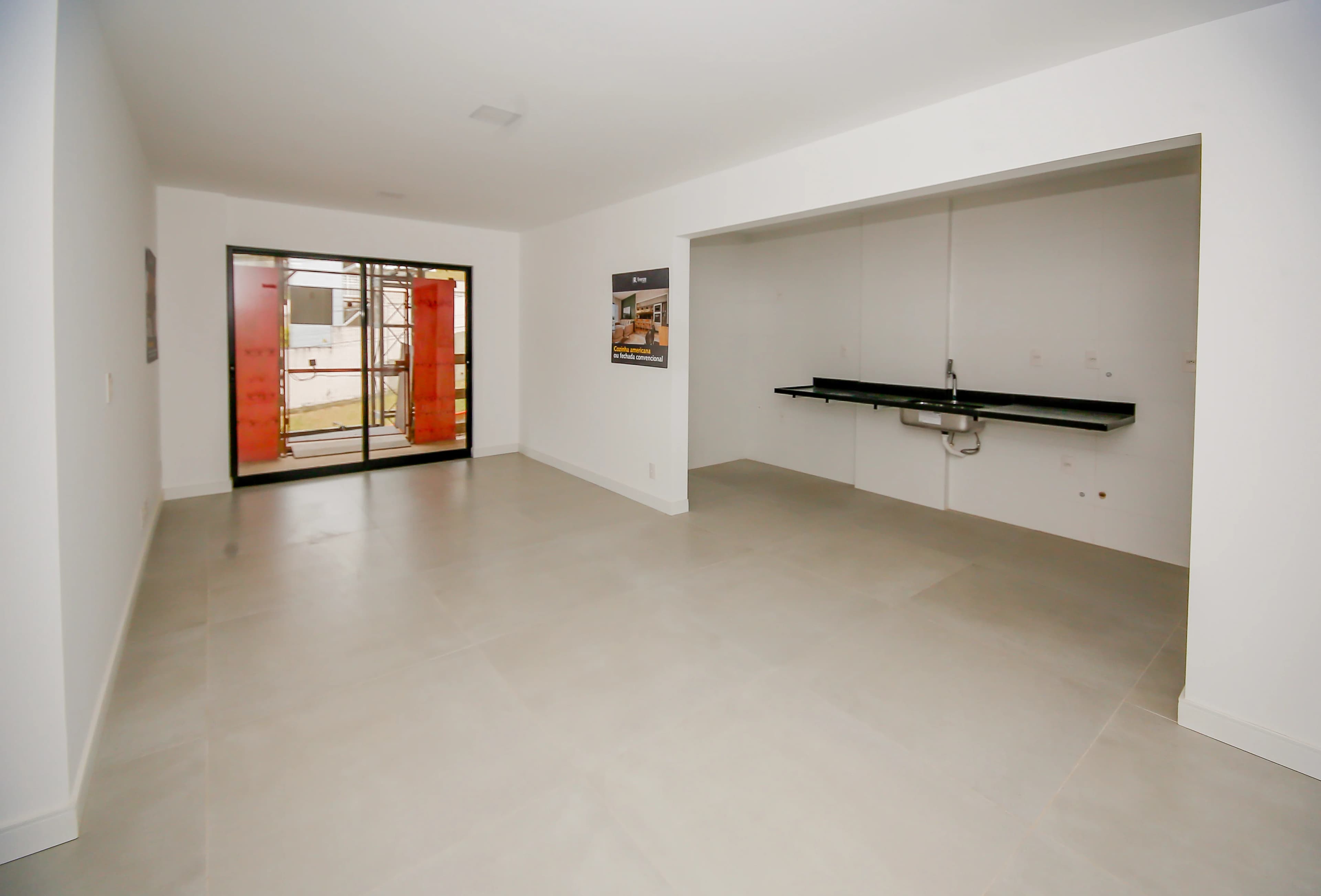 Apartamento decorado/acabamento